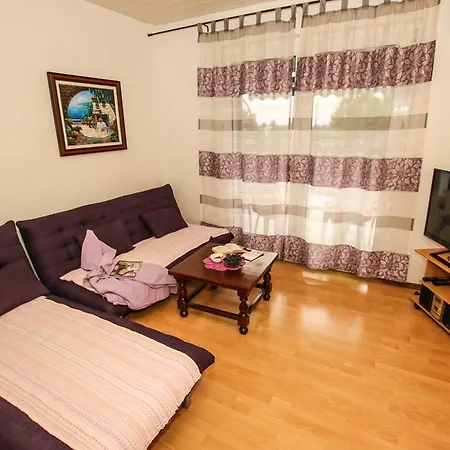 Apartament Nino *