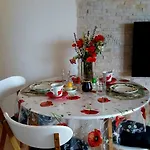 Apartments Nino Apartman *